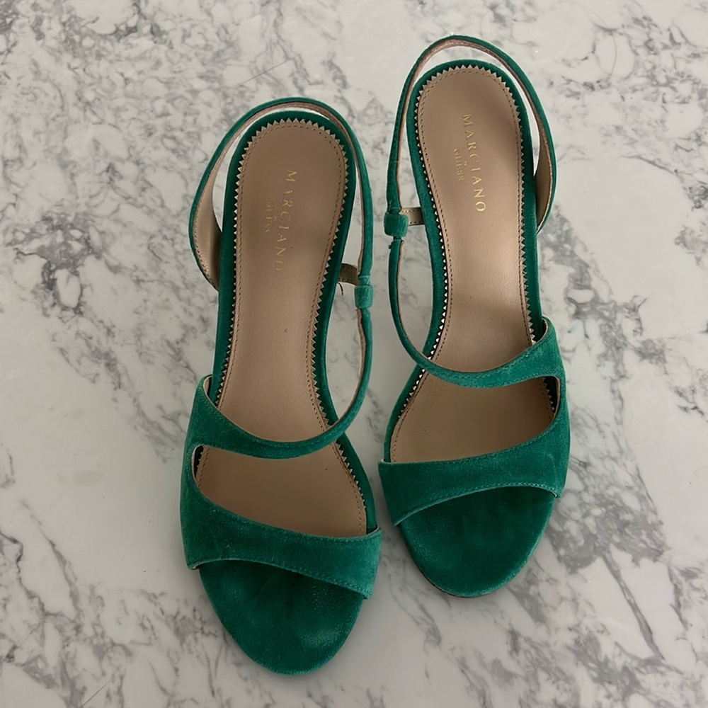 Futura Curve Sandal, GUESS, size 7M, green/emerald, 4” stiletto heel.